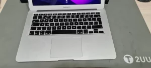 Macbook 13"